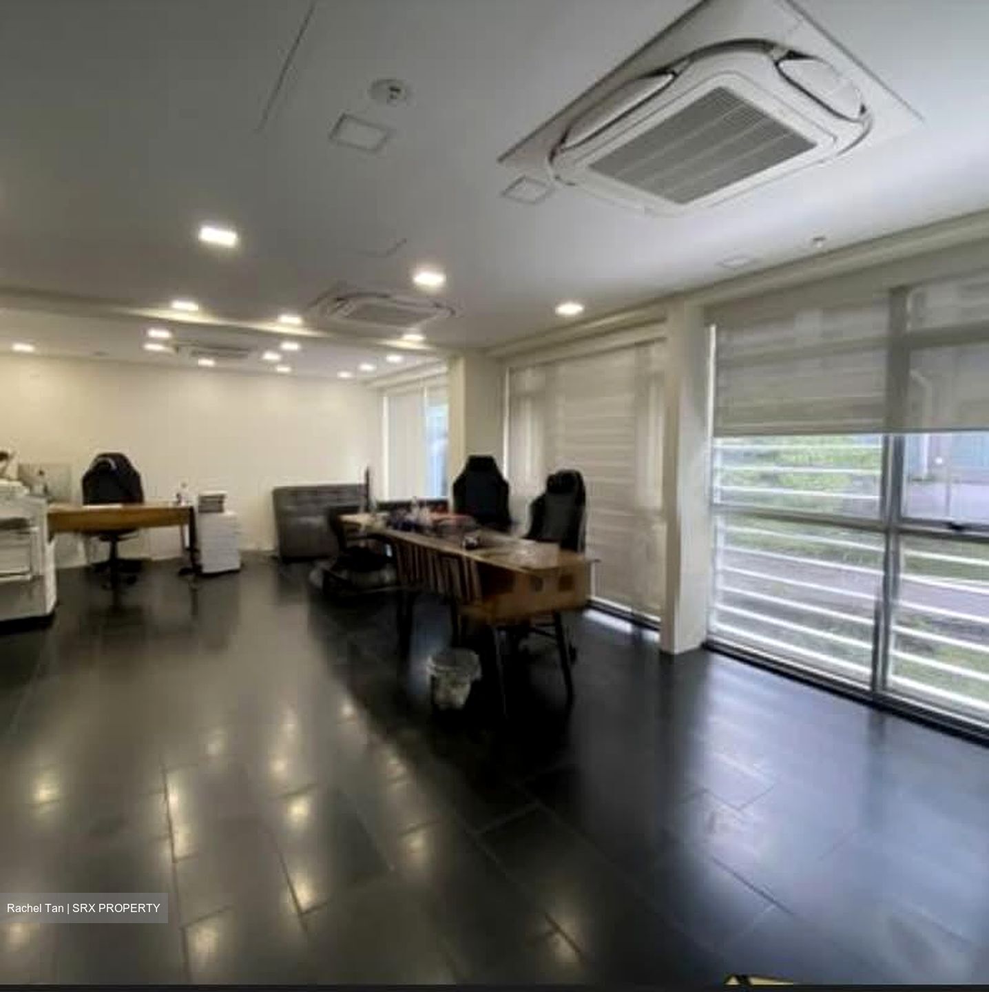 Acorn (D9), Office #544146971
